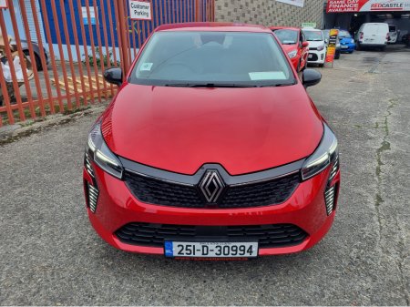 2025 Renault Clio EQUILIBRE TCE90 GSR2 5DR (NCT 05/29) €23,900