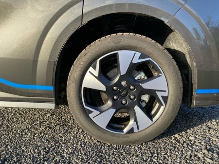 2025 Ford Transit Custom Sport 2.5 PHEV 232BHP SWB thumbnail