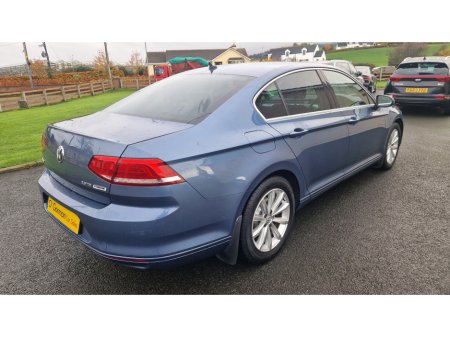 2017 Volkswagen Passat SE BUSINESS TDI DSG BLUEMOTION TECHNOLOGY €16,450