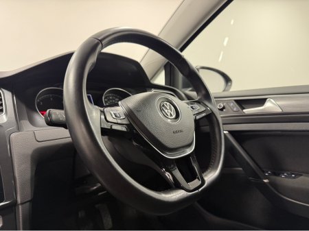 2019 Volkswagen Golf MATCH TDI €16,495 thumbnail