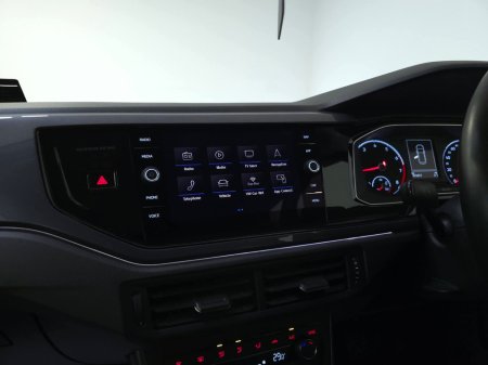 2018 Volkswagen Polo 1.0 TSI 65HP Trendline €16,950 thumbnail