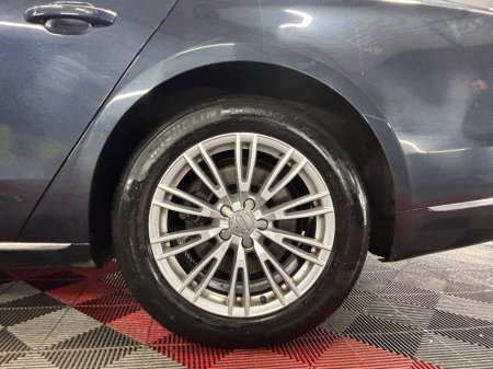 2016 Audi A8 3.0TDI 262HP quattro SE €19,950 thumbnail