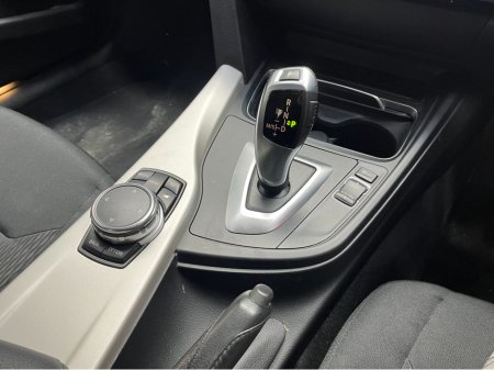 2015 BMW 1 Series - thumbnail 16