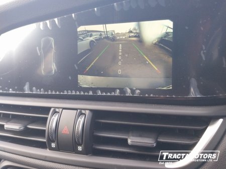 2026 Alfa Romeo Giulia VELOCE 2.0 RWD €66,999 thumbnail