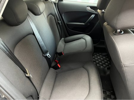 2017 Audi A1 - thumbnail 10