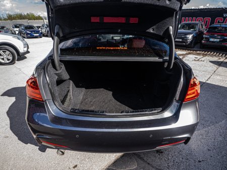 2014 BMW 3 Series - thumbnail 30