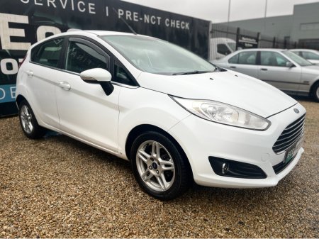 2014 Ford Fiesta ZETEC 1.2 - LOW INSURANCE - LOW TAX €7,995 thumbnail