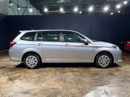 2020 Toyota Corolla FIELDER ESTATE - AUTOMATIC 1.5L HYBRID - PUSH BUTTON START/STOP - REAR CAMERA - HEATING / AC CONTROLS €15,950 thumbnail