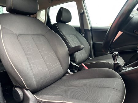 2016 Kia Venga 1.4 EX €8,950 thumbnail