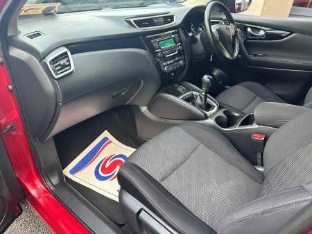 2017 Nissan Qashqai 1.5 DSL XE thumbnail