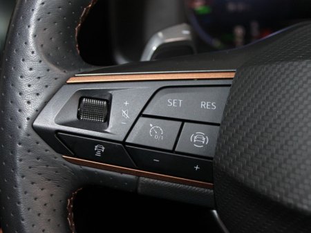 2022 Cupra Formentor E-hyb E-hybrid 204HP DSG 5DR Auto €26,950 thumbnail