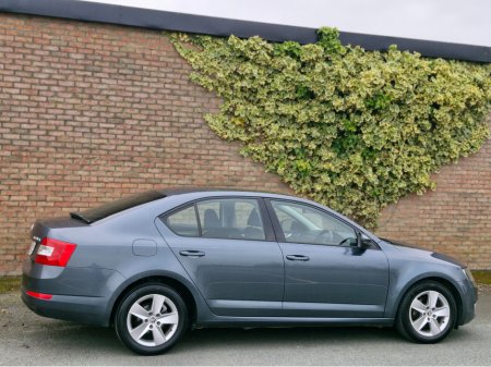 2016 Skoda Octavia - thumbnail 21