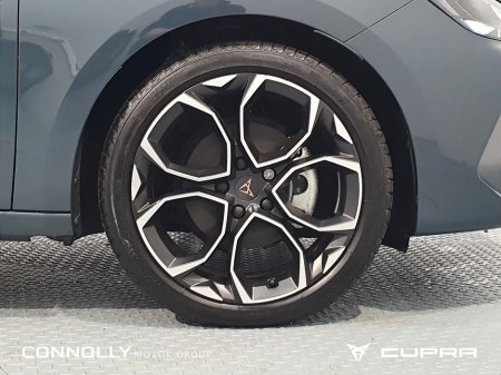 2025 Cupra Leon 2.0TDI 150hp DSG €38,945 thumbnail