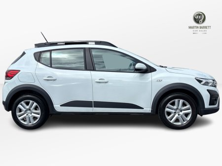 2024 Dacia Sandero - view 4