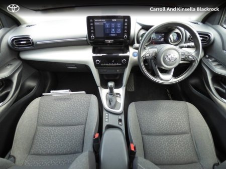 2023 Toyota Yaris Cross Hybrid Luna €26,950 thumbnail