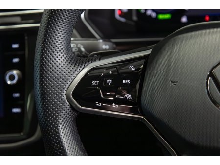 2023 Volkswagen Tiguan 1.4 TSI PHEV 245HP R-Line DSG €37,950 thumbnail
