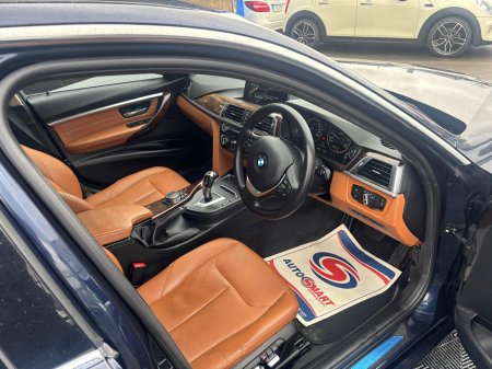 2016 BMW 3 Series - thumbnail 3