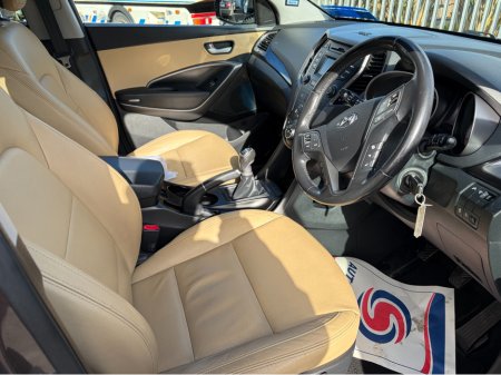 2015 Hyundai Santa Fe - thumbnail 7