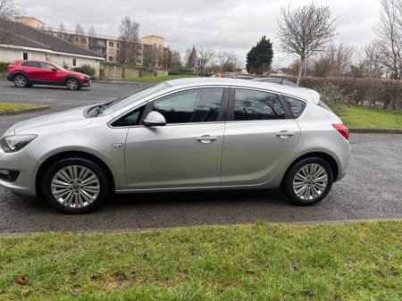 2015 Opel Astra EXCITE 1.6 CDTI 110PS ECO 5DR €6,995 thumbnail