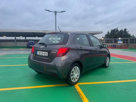2015 Toyota Yaris 1.0 VVT-i 3Dr Luna €11,950 thumbnail