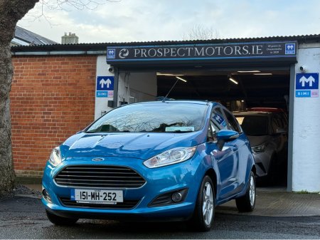 2015 Ford Fiesta - thumbnail 1