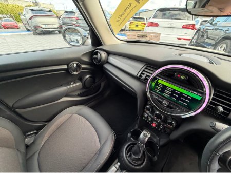 2019 MINI Cooper - thumbnail 29