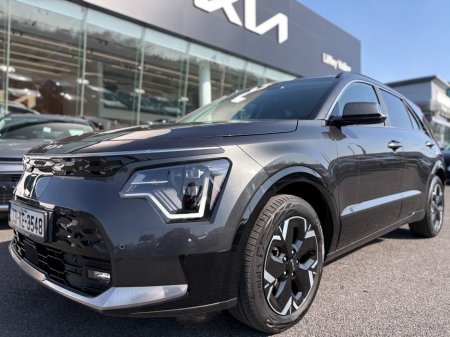 2023 Kia Niro - thumbnail 1