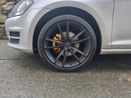 2015 Volkswagen Golf 1.6 TDI DSG 5DR 110HP Trendline €6,499 thumbnail