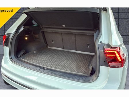 2019 Volkswagen Tiguan RLINE-40,000KM-4MOTION-AUTO-360 CAMERA-1OWNER €33,900 thumbnail