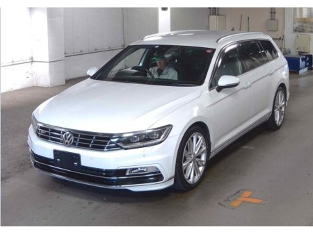 2019 Volkswagen Passat - thumbnail 2