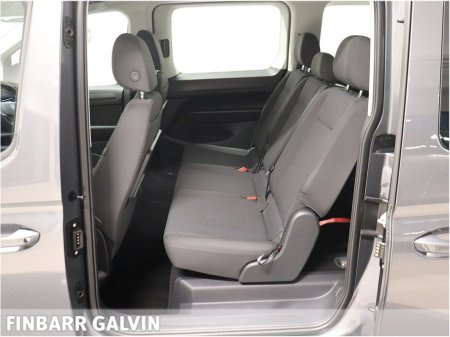 2025 Volkswagen Caddy Maxi Life CADDY LIFE TDI 122HP A7F €47,950 thumbnail