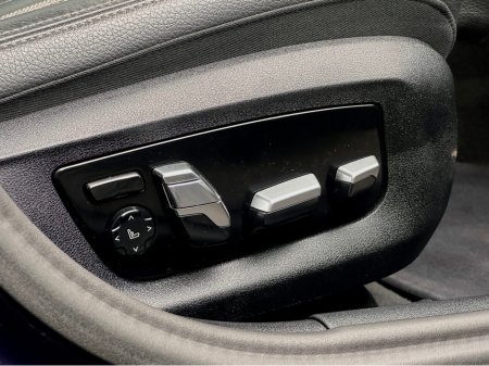 2023 BMW 5 Series - thumbnail 20