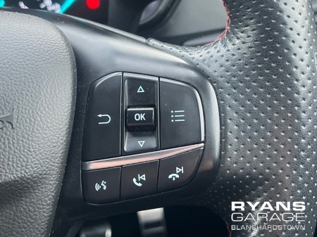 2021 Ford Focus - thumbnail 18