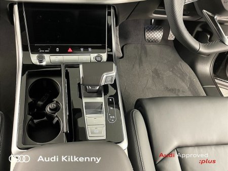 2026 Audi Q7 55 TFSI E Q S LINE €104,900 thumbnail
