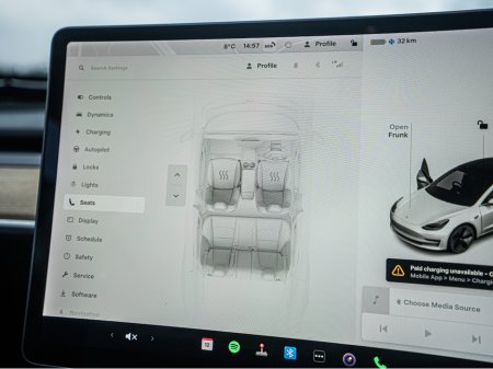2019 Tesla Model 3 192 Tesla Model 3/New NCT/Irish/1yr warranty €19,888 thumbnail