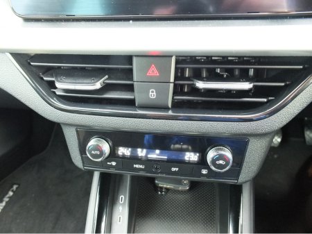 2021 Skoda Kamiq STYLE 1.0 TSI 95BHP 4DR €19,495 thumbnail