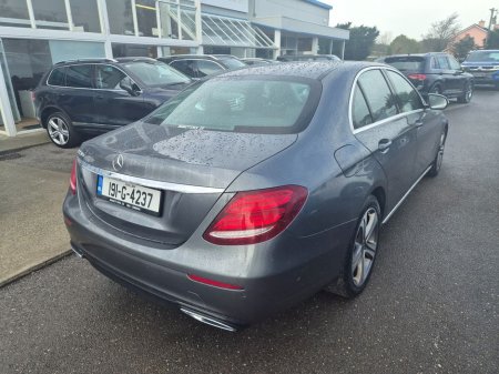 2019 Mercedes-Benz E Class - thumbnail 5