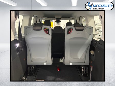 2025 Volkswagen Caddy Wheelchair Accessible 7 Seat €58,995 thumbnail