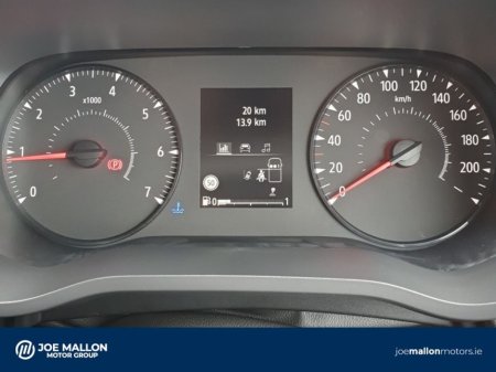 2025 Renault Trafic LL30 DCI 150 START - Ex Vat price €28,861 thumbnail