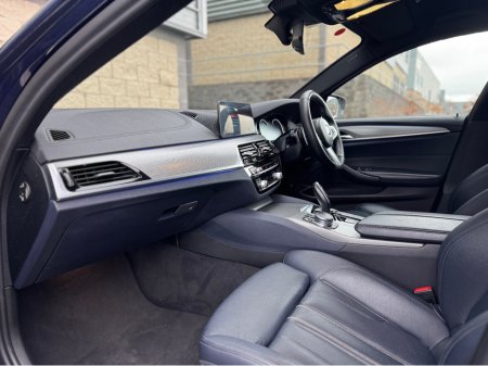 2017 BMW 5 Series - thumbnail 20