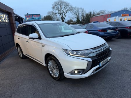 2020 Mitsubishi Outlander - thumbnail 10