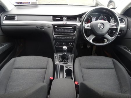 2014 Skoda Superb 1.6 TDI S GREENLINE III 105PS 5 DOOR KEY 11 €7,950 thumbnail