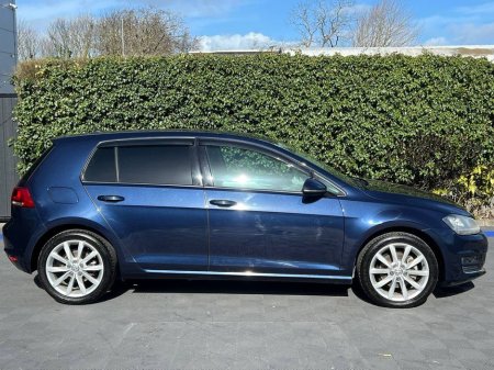 2016 Volkswagen Golf - thumbnail 2