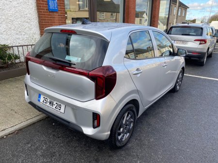 2025 Kia Picanto 1.0 PE2 MT €18,500 thumbnail
