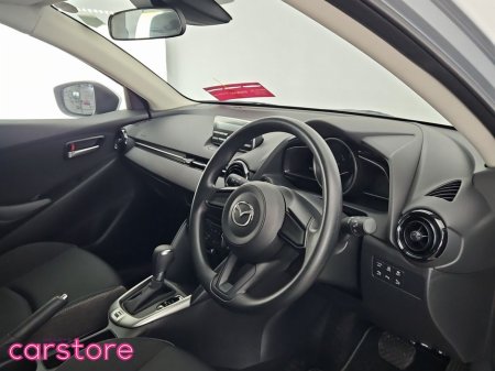 2024 Mazda Mazda2 - thumbnail 9