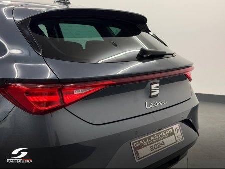 2024 SEAT Leon (241) SE PLUS 1.0 TSI 110HP €22,995 thumbnail