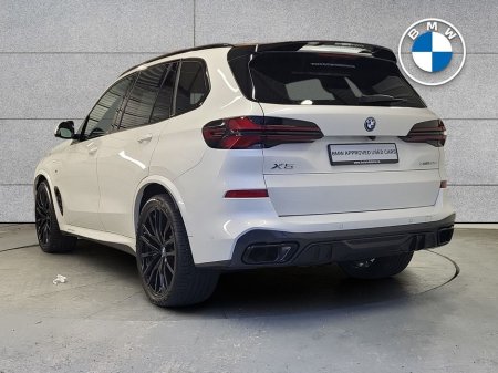 2024 BMW X5 xDrive50e M Sport €90,975 thumbnail