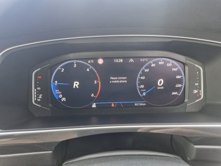 2022 Volkswagen Tiguan R-LINE 2.0 TDI D7F 150HP 5DR AU €41,950 thumbnail