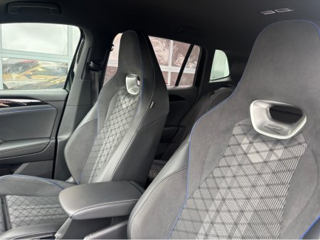 2025 Volkswagen Tiguan R-LINE ETSI S-A TSI DSG €49,900 thumbnail