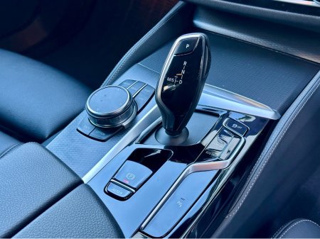 2023 BMW 5 Series - thumbnail 22